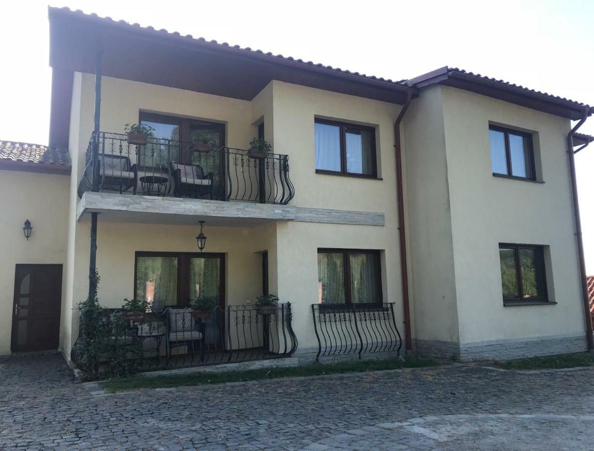 Feleacu Trovanti Apartment מראה חיצוני תמונה